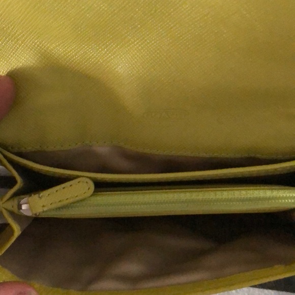 Coach Clutch/Crossbody - Picture 3 of 3